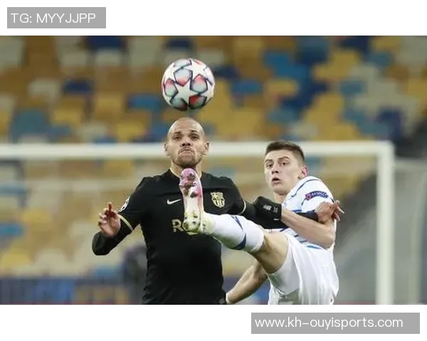 重磅专题探讨广州网球队防守革新与欧冠足球的深度融合与发展